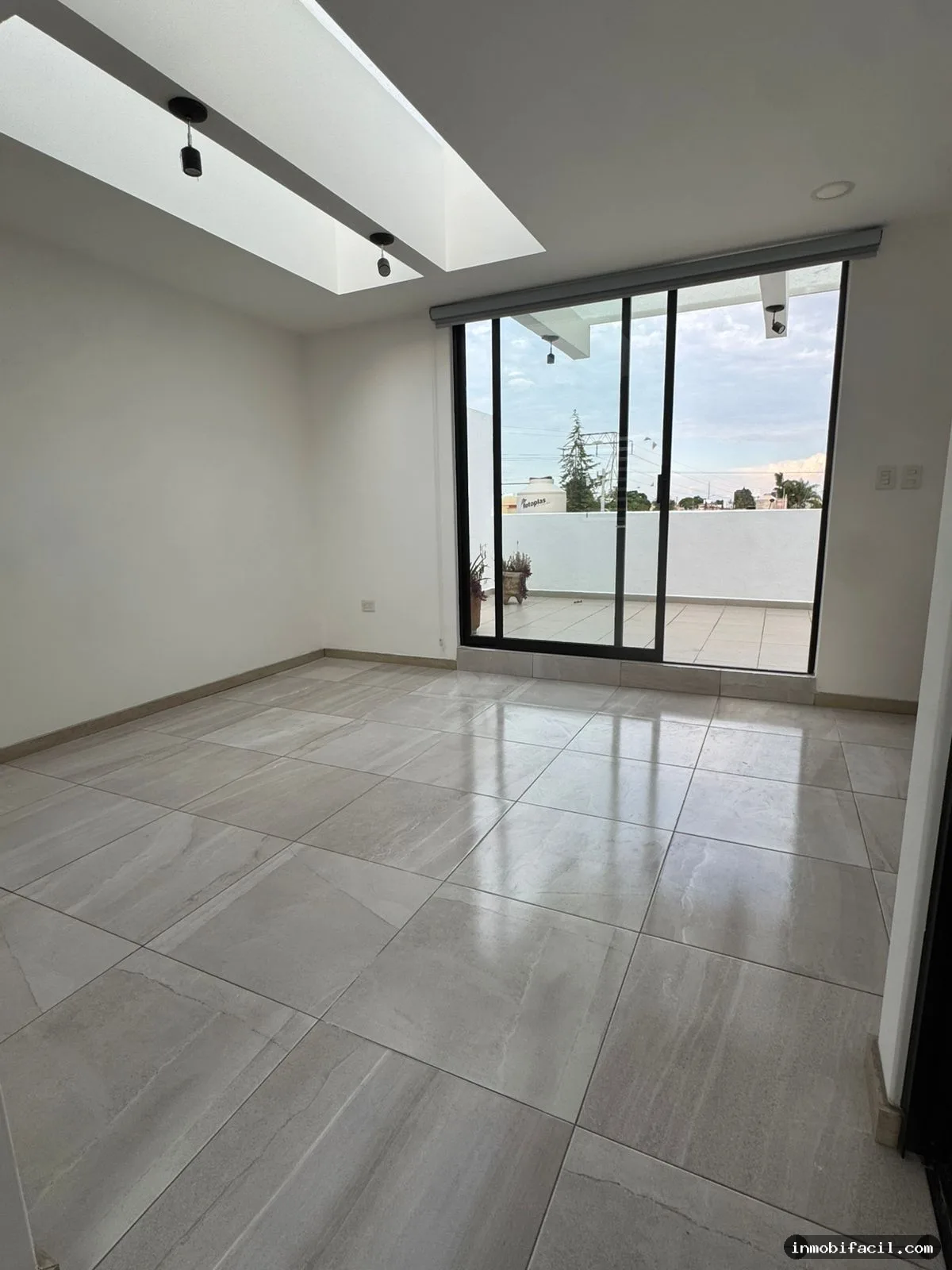 Foto 11 de Casa en Venta en Momoxpan | La Carcaña | 4 Recámaras | Roof Garden