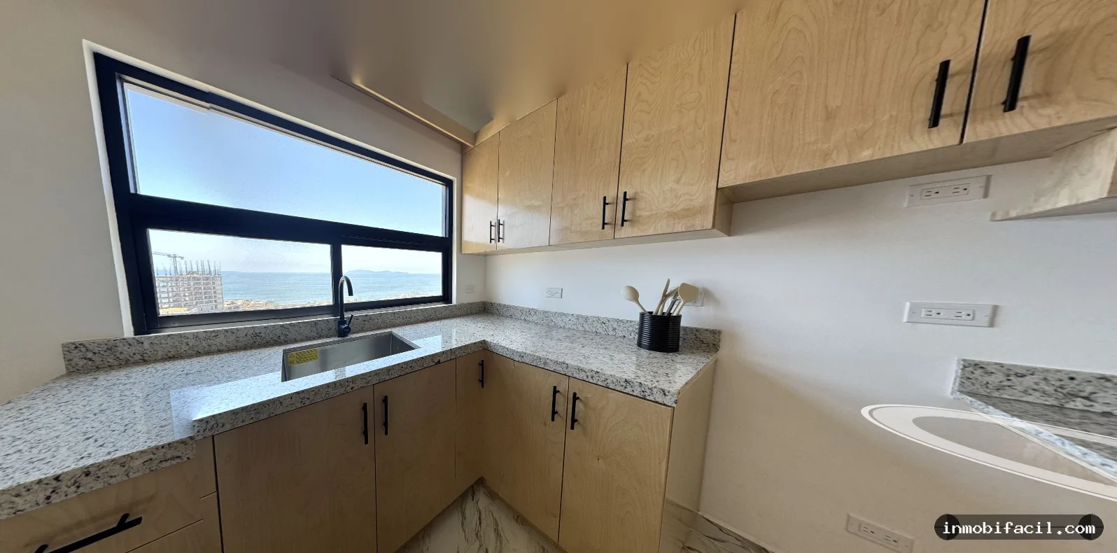 Foto 4 de Venta de Condominio Frente al mar de 110m2