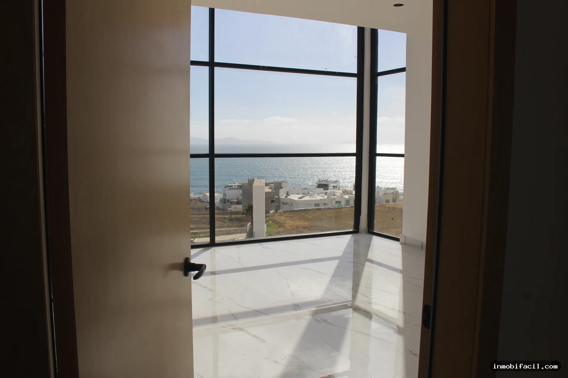 Foto 5 de Venta de Condominio Frente al mar de 110m2