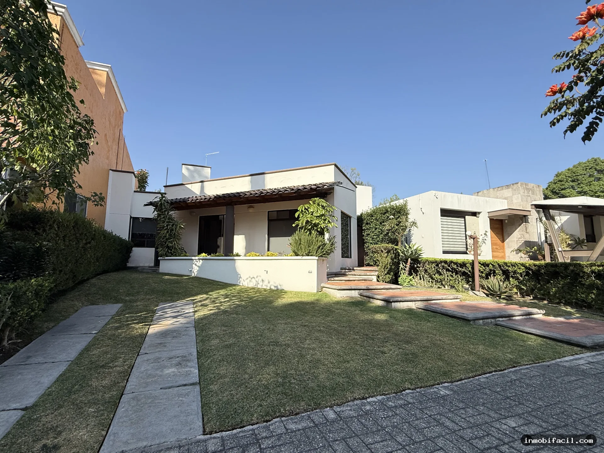 Casa de Descanso en El Cristo con Acción de Golf, Jacuzzi y Amplio Jardín | 396 m2 de Terreno
