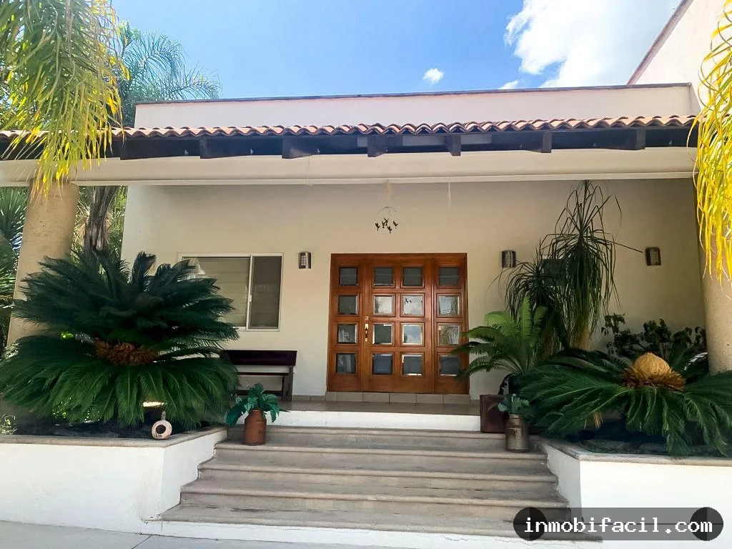 EXTRAODINARIO RANCHO EN QUERÈTARO MUY CERCA DE BERNAL